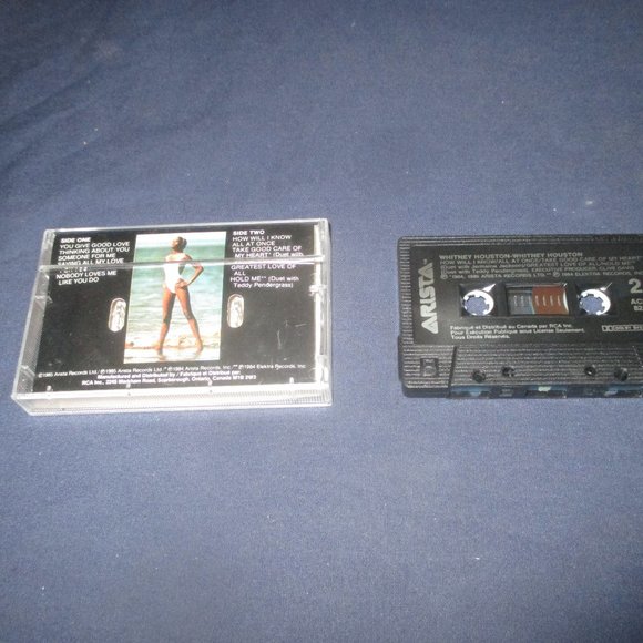 Whitney Houston (Self-titled album) on cassette (Arista Records, 1985) - Picture 2 of 2